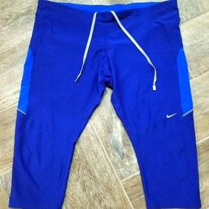 womens nike capri tight